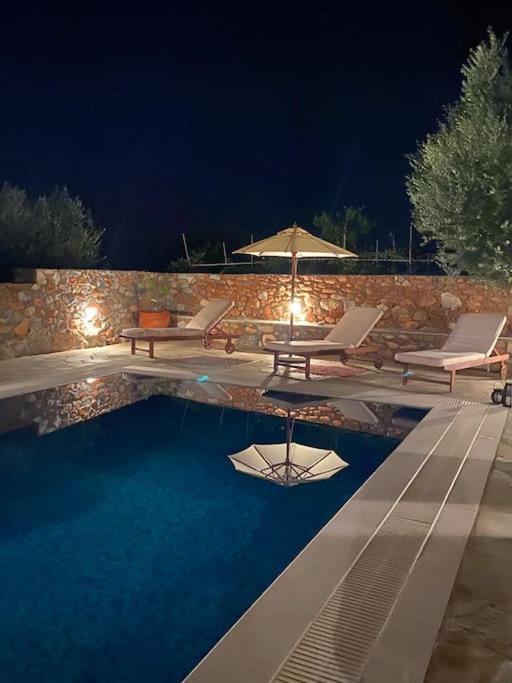 Family Sea View With Private Pool Villa