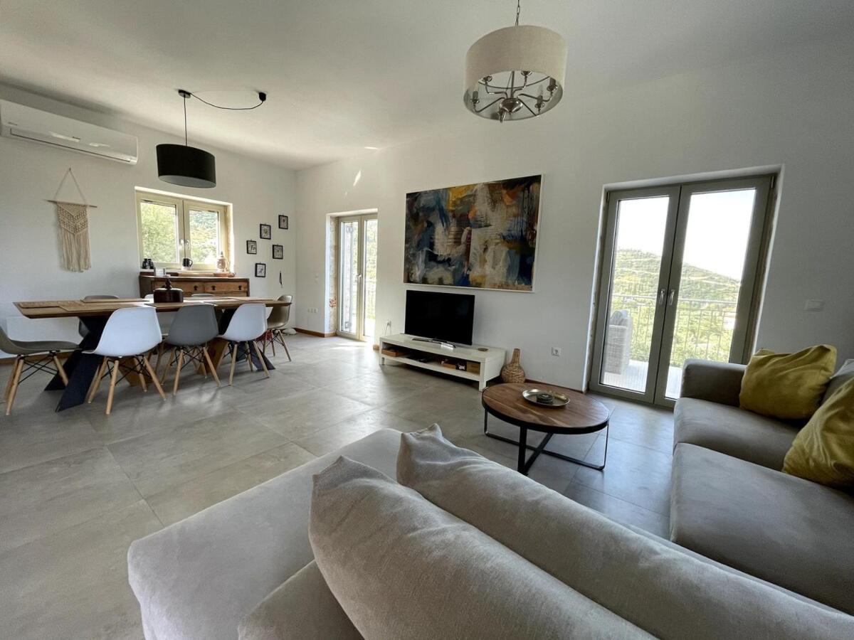 Family Sea View With Private Pool Stoupa